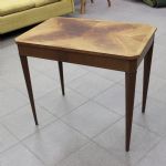 947 8469 LAMP TABLE